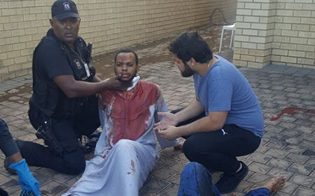 تعرض مسجد الإمام الحسين عليه السلام بجنوب أفريقيا لاعتداء والشيخ الحبيب يتابع بقلق